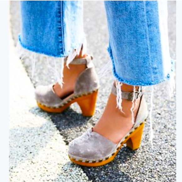 Jeffrey Campbell + Free People DAUBS CLOG Tan Suede Size 9 - Picture 1 of 12